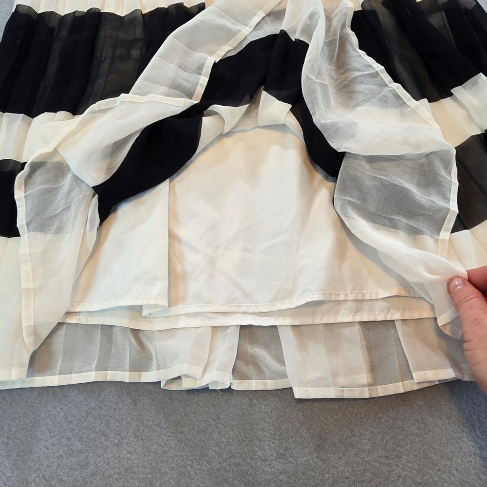 Who What Wear Pleated Midi Skirt Womens Medium Cream Black Striped Elastic Waist - Picture 4 of 6